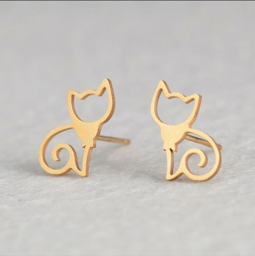 🆕️🎉SPECIAL OFFER ALERT🎉18K Gold Plated Stainless Steel Cat Stud Earrings 🐈 - Picture 3 of 3